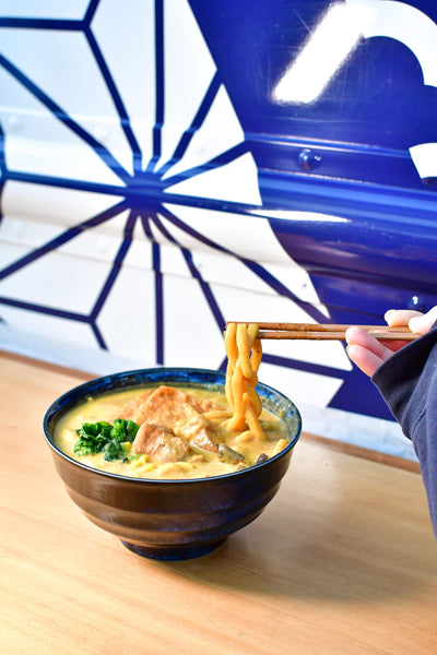Frozen Kakuni Curry Udon / 角煮カレーうどん - Konbiniya Japan Centre